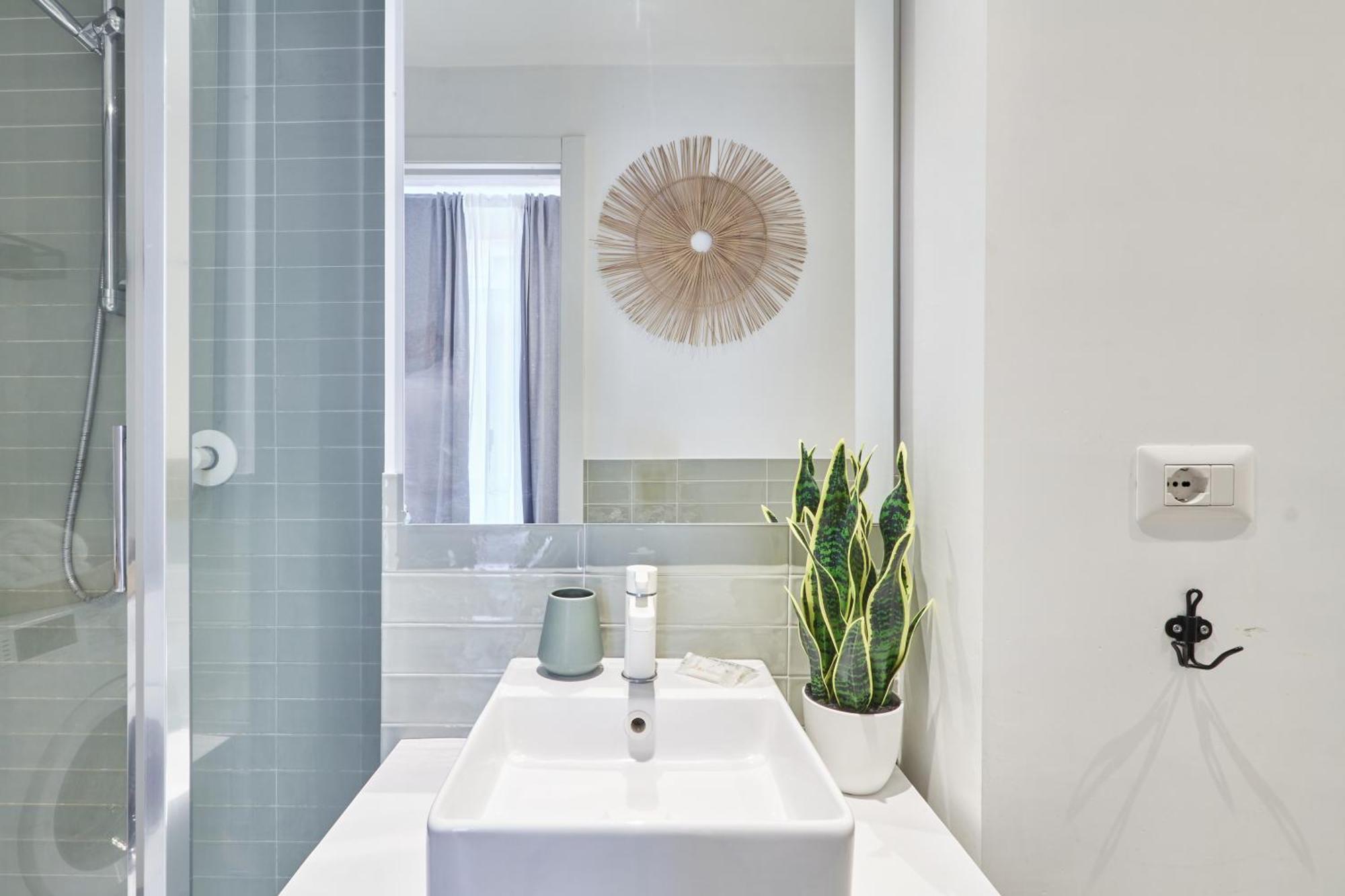Elegante Appartamento Minimal Dai Tocchi Botanici Milano Eksteriør bilde